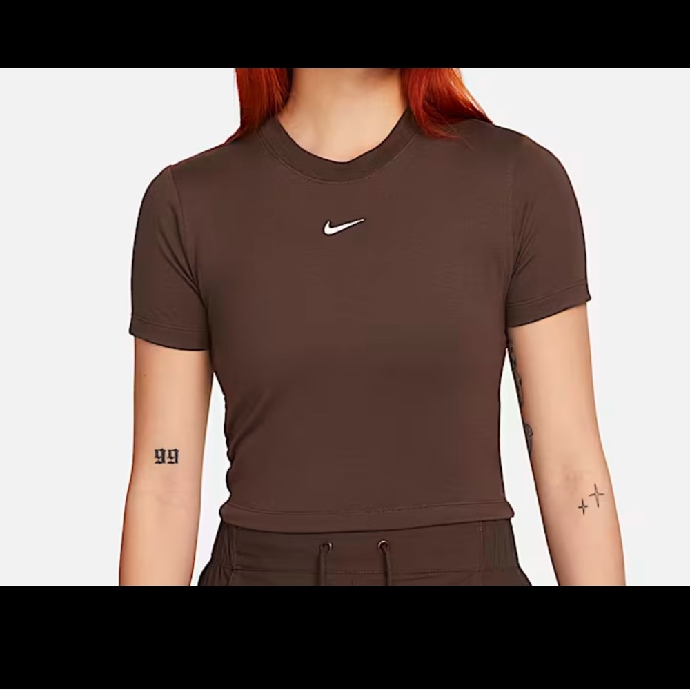 Nike Sportswear Crop Top